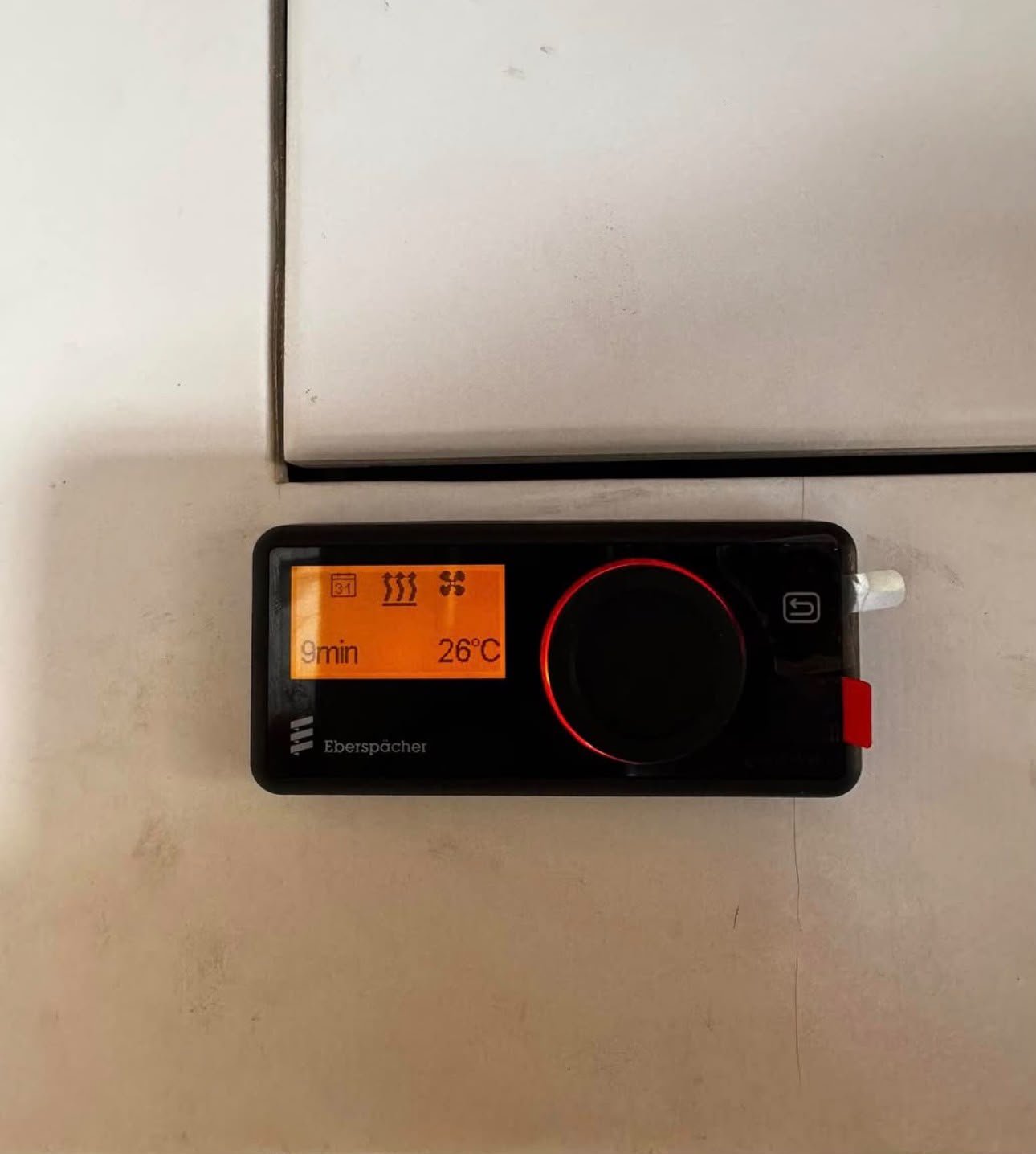 Dizel ısıtıcı montajı dijital kontrol anahtarı ve termostat elektrik bağlantısı