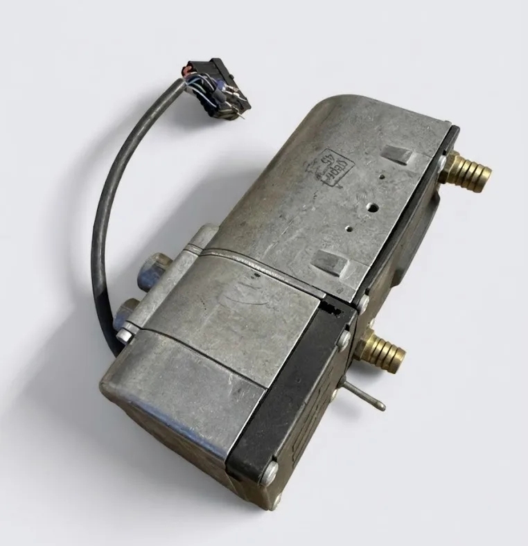 Eberspacher Hydronic D5WZ 5 kW 12V VW Audi ve üniversal sulu tip dizel ısıtıcı etiketi